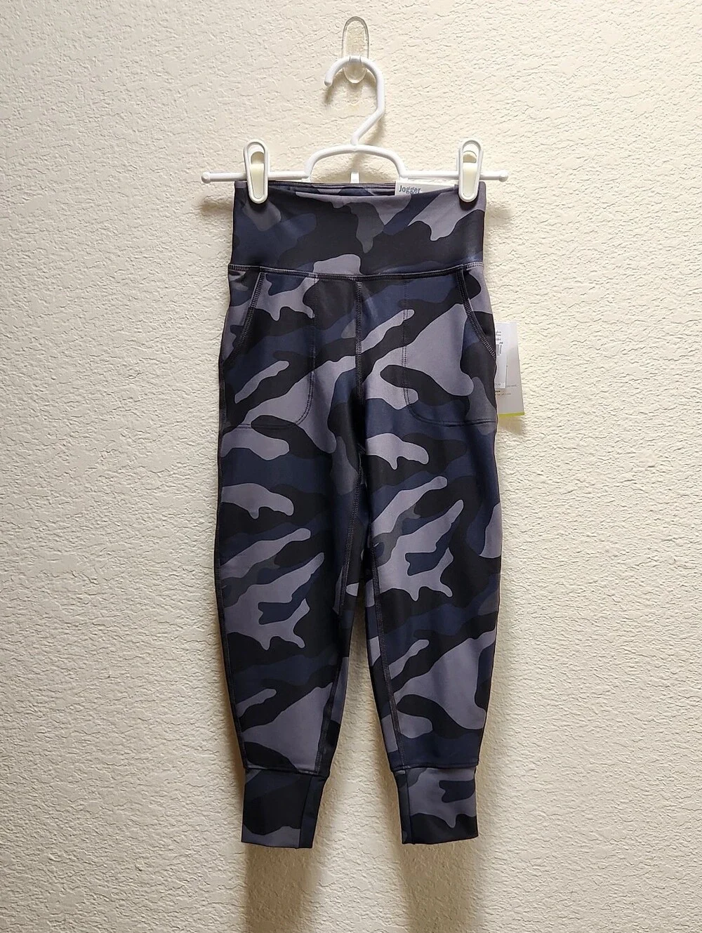 Old Navy Girls PowerSoft High Rise Jogger Black Camo XSmall